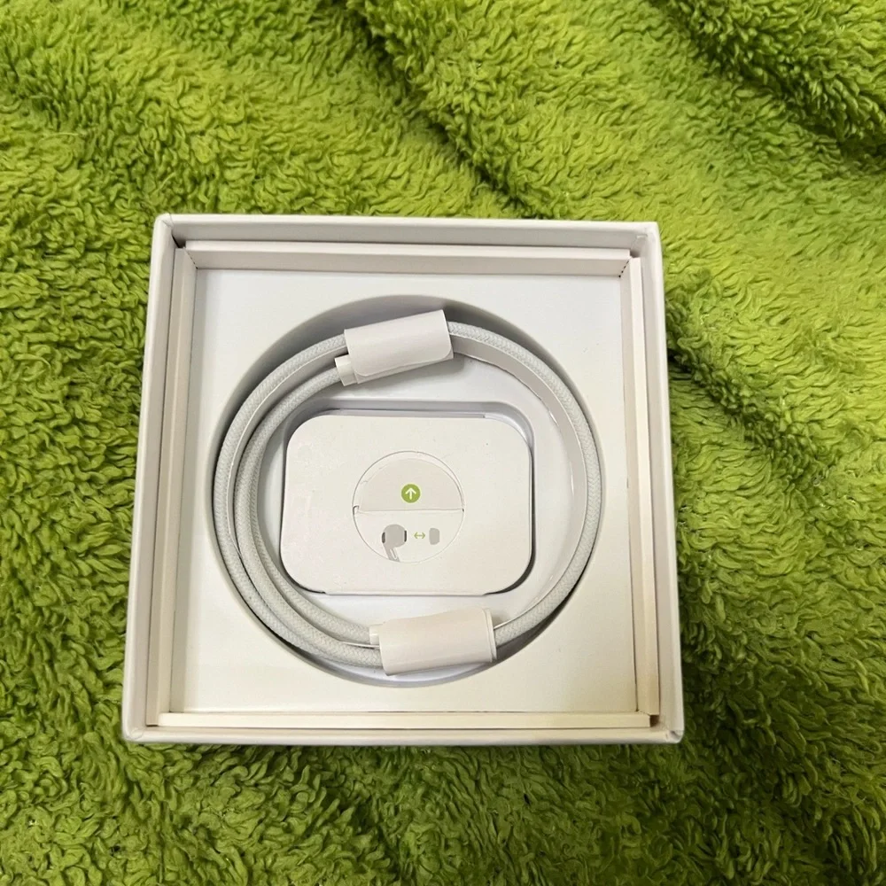 Apple White AirPods Pro Wireless Headset